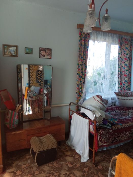 Продається приватизований житловий будинок в селі Верхів Рівненської о