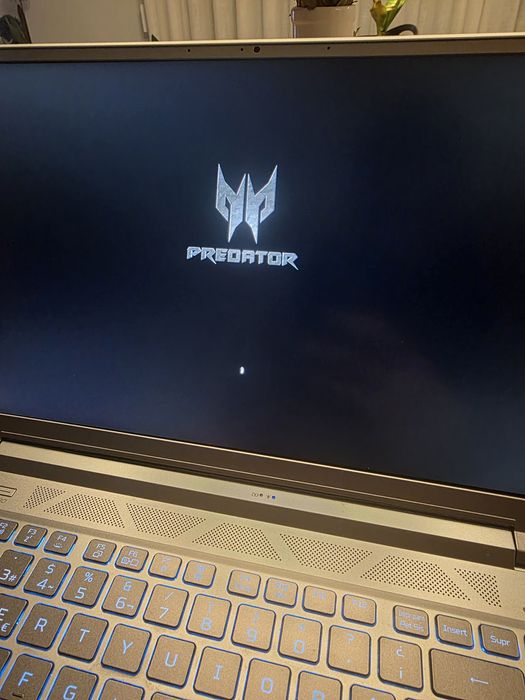 Gaming Acer Predator Triton 300 SE RTX 3060 i7 12th 16GB 512GB. Troca
