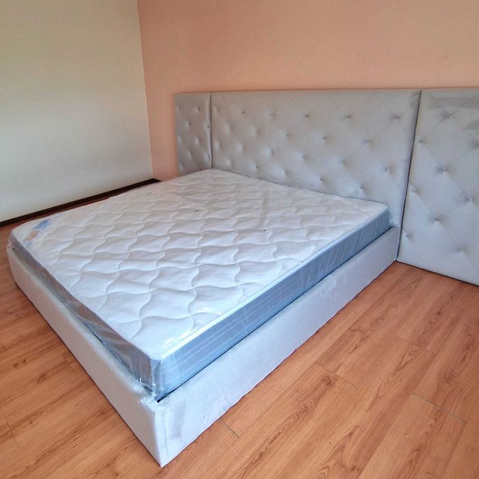 Camas de Casal Estofadas de Luxo 489€ Disp. em Várias Cores! 190x140m!