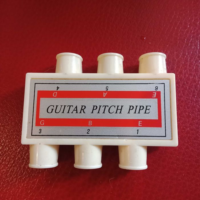 Камертон. Духовой камертон. Камертон для гитары.