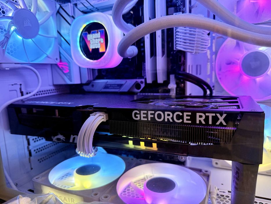PC Gaming 9800X3D + RTX 5070 Ti 16GB + 32GB + 4TB | WHITE