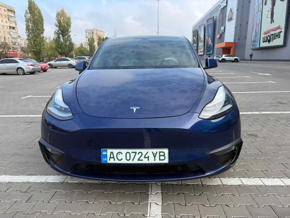 Tesla Model Y 2020
