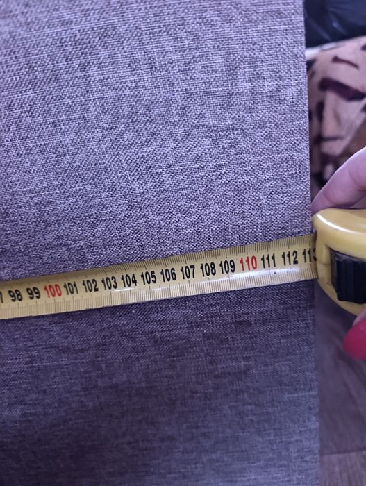 Продам розкладний диван в гарному стані.