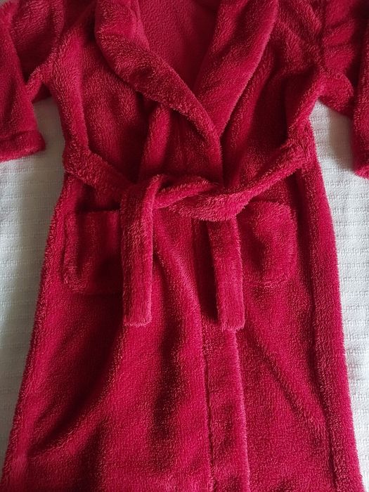 Dzieciecy szlafrok czerwony mięciutki unisex