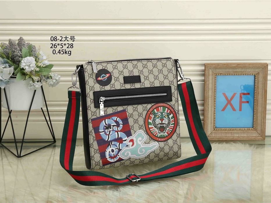 Сумка Gucci Courier Crossbody как у Урагана Хокаге