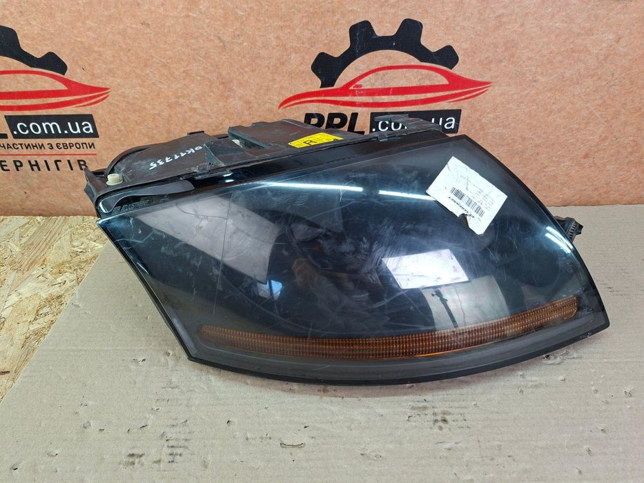 Audi TT 8N 1998-2006 Фара передняя правая галоген 8N0941004AQ