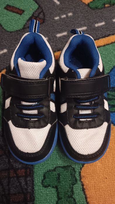 Buty świecące chlopiece