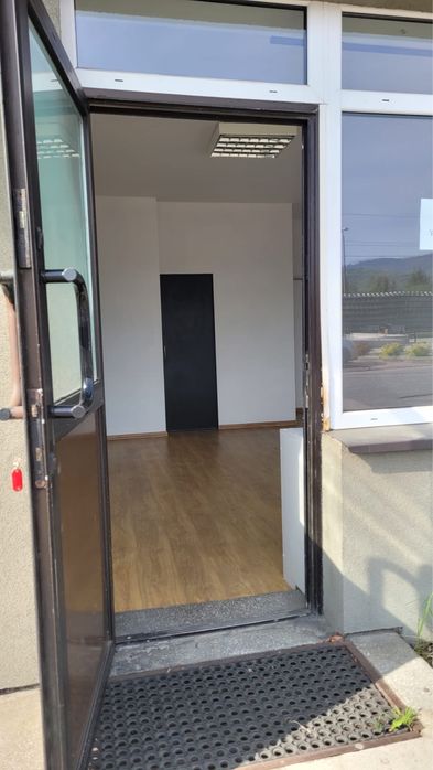 Wynajmę lokal o łącznej powierzchni 90m2