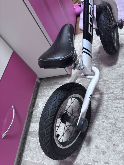 Беговел дитячий