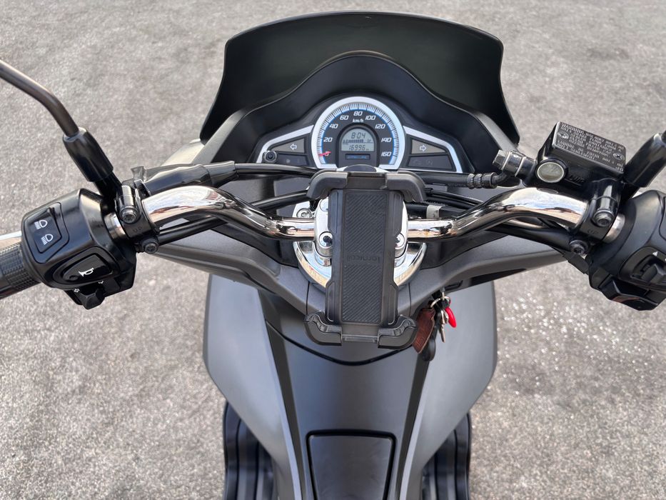 Honda PCX 125 2017 – 17.000 km