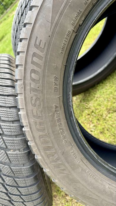 Opony zimowe Bridgestone Blizzak lm001 225/55 R17 97V