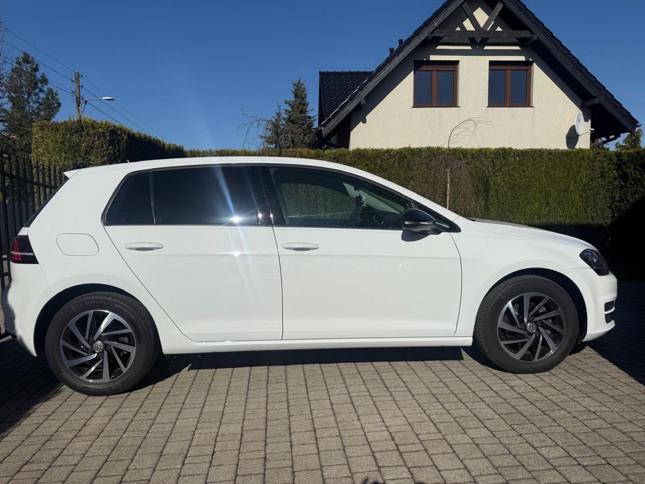 Volkswagen Golf VII