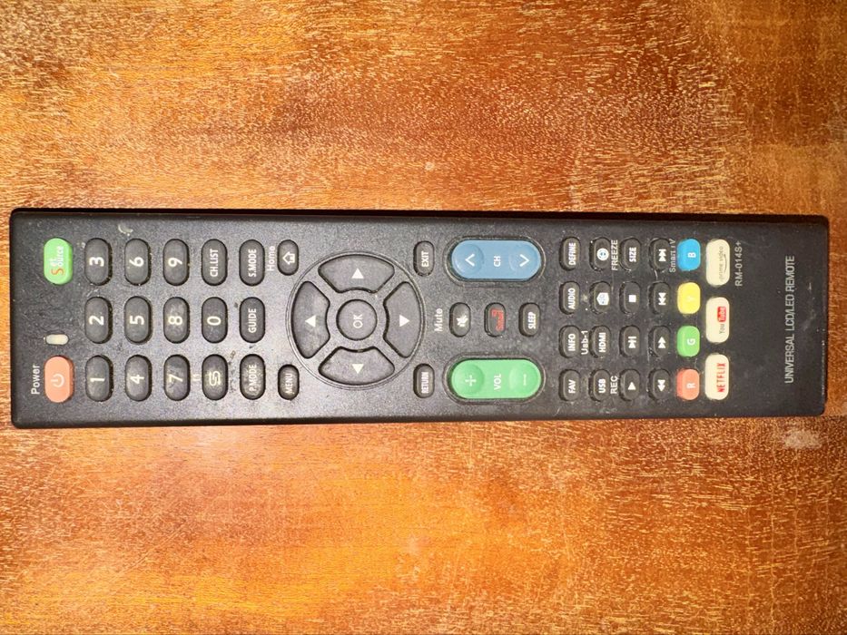 Uniwersalny pillot  TV  RM-014S+