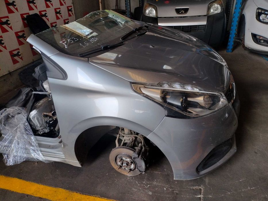 Frente Completa Peugeot 208 1.5 HDi 2019 #F53