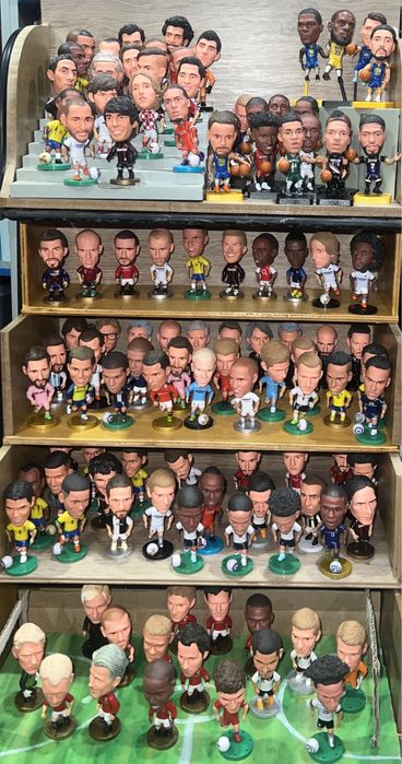 Фігурка футболіста