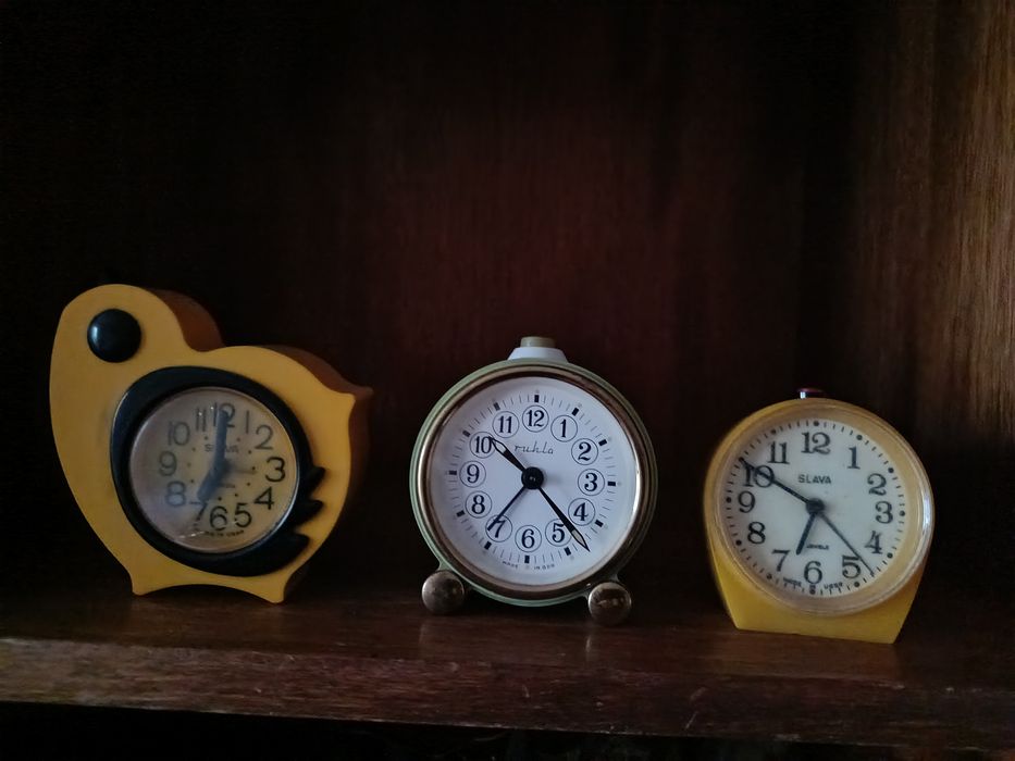 Часы нерабочие на ремонт