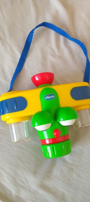 Бінокль-  Chicco, новий