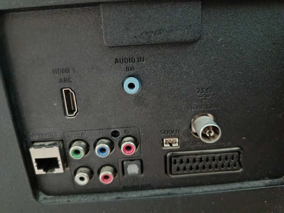 telewizor philips 40PFH4509/88 uszkodzony