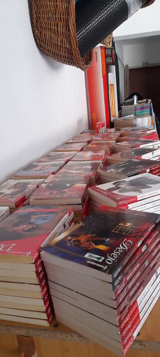 Venda livros B desenha Mónica jovem e outros,
