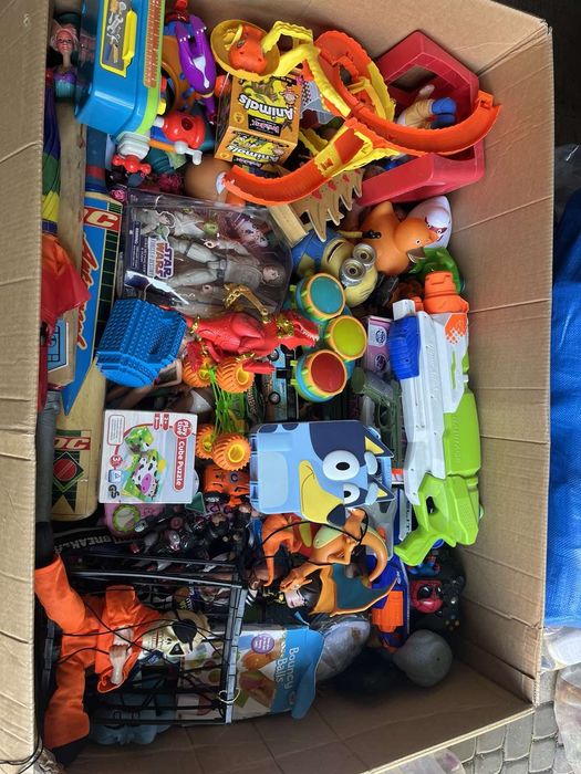 Іграшки тверді скконд хенд оптом. Іграшки Англія.