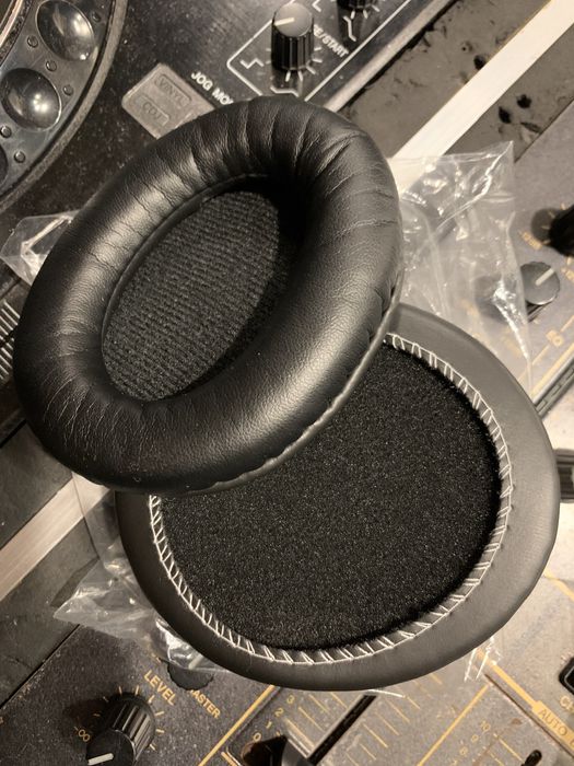 Продам Навушники Shure SRH840