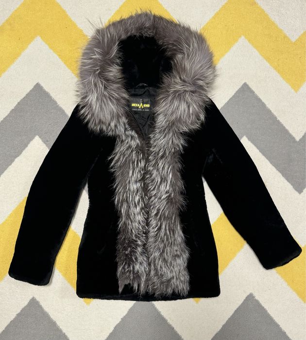 Натуральна шуба полушубок мутон чорнобурка