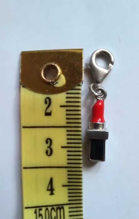 Zawieszka charms - szminka - Apart