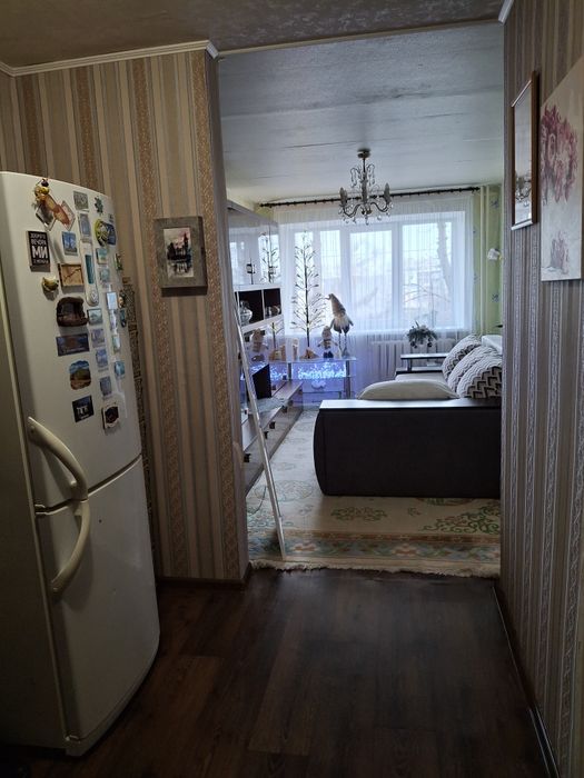 Продам 3-кімнатну квартиру в  місті Ізюм