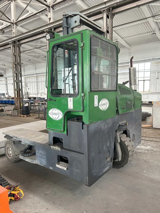 Wózek widłowy COMBILIFT C8000