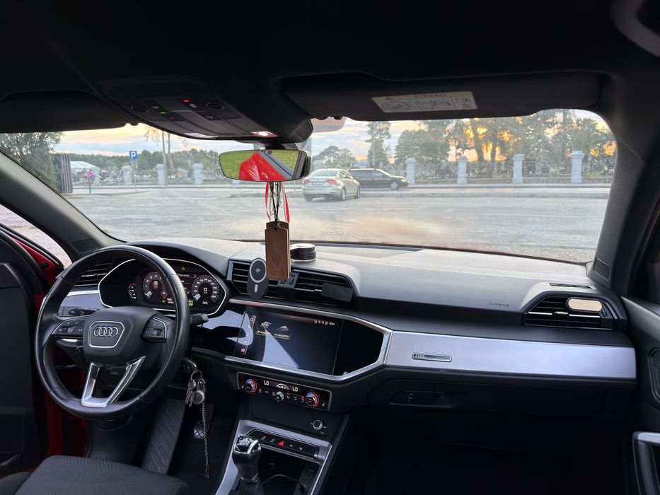 Audi q3 2022  od osoby prywatnej
