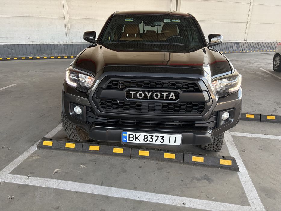 Продам Toyota Tacoma 2019р