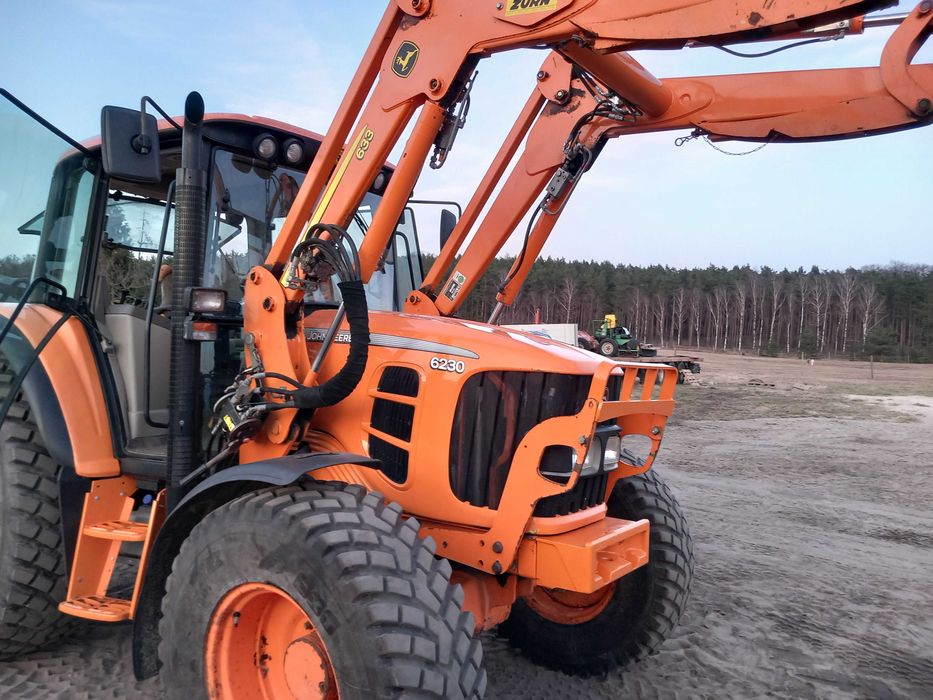 Ciągnik John Deere 6230