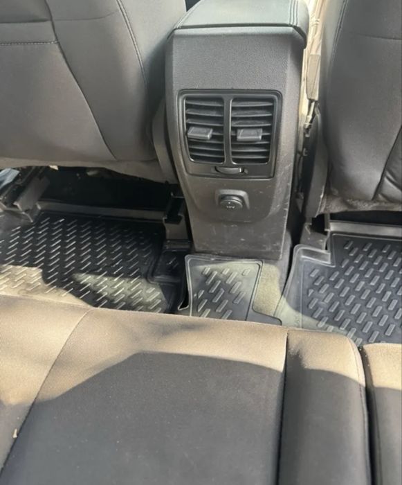 Продам Ford escape 2012