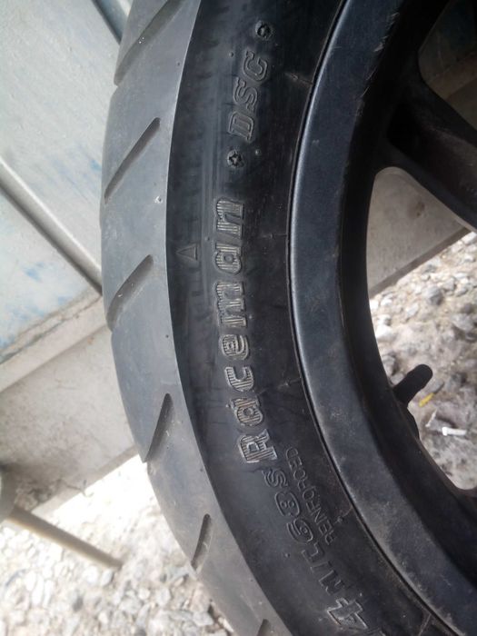 Покришка на скутер 140/70  R14 Raceman