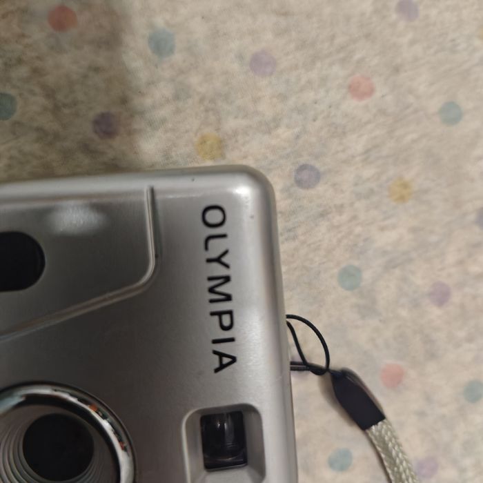 Máquina de fotografia da marca Olympia