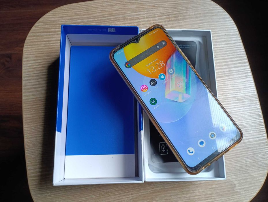 Смартфон Vivo Y31 4/128Gb