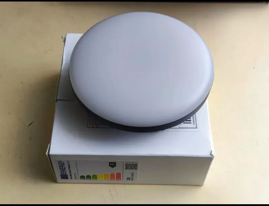 Mos-14  Лампа- павербанк 7200 mAh. Холодне світло . Розмір 120*120*50