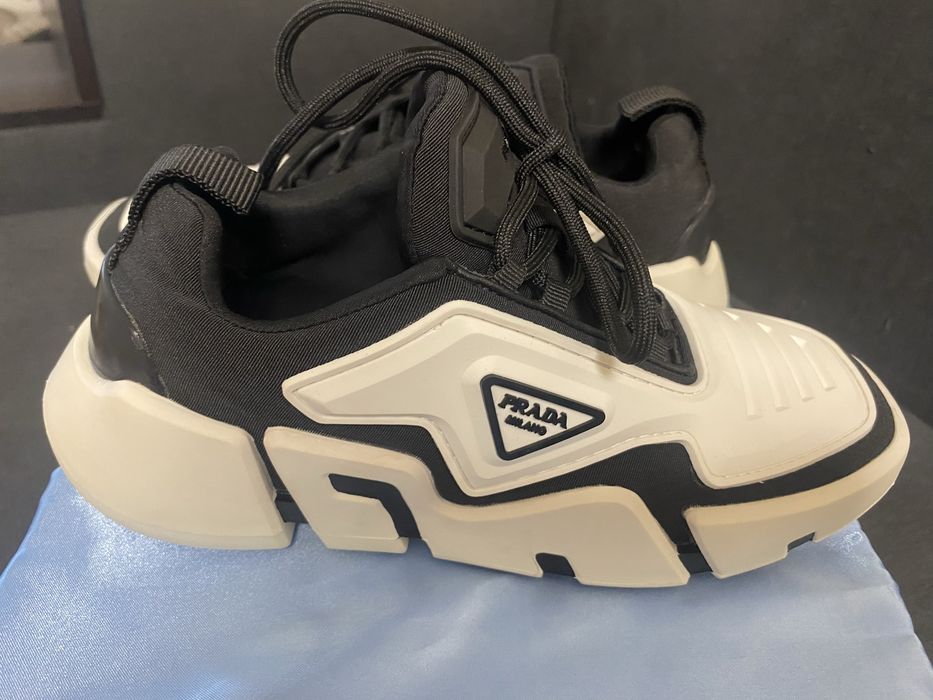 Продам нові кросівки PRADA 39 розмір