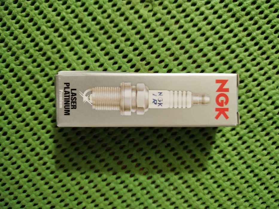 свечи NGK PFR5R-11 Мерседес