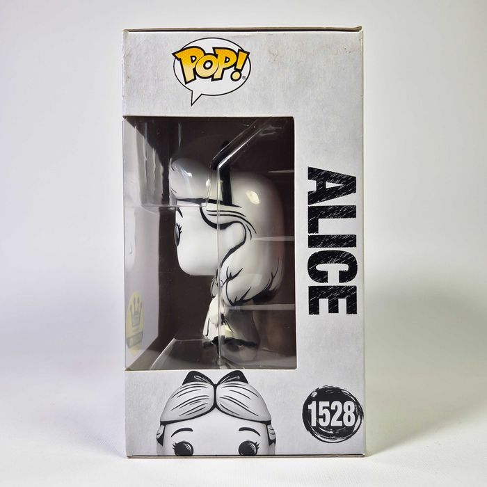 Funko POP! Alice 1528 Alice in Wonderland + [протектор]