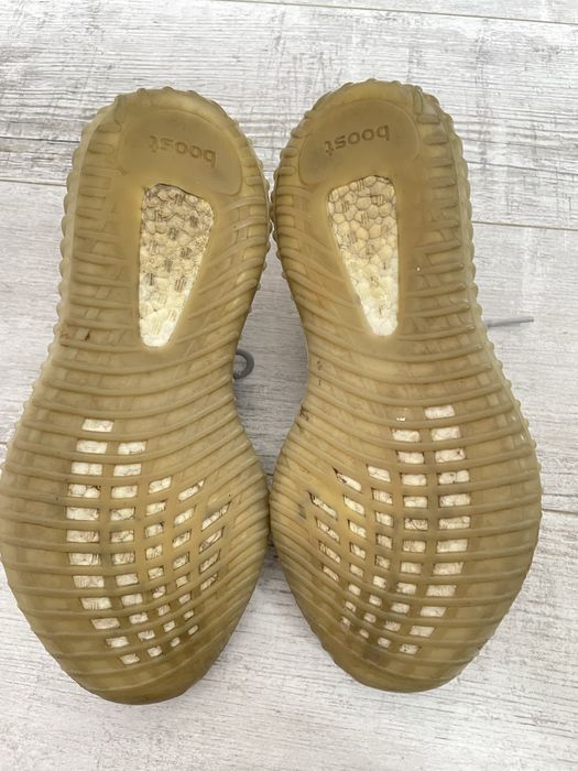 Чоловічі кросівки Adidas Yeezy Boost 350.
