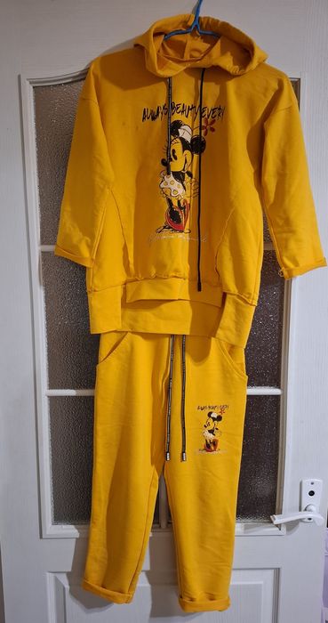 Кастюм на девочку