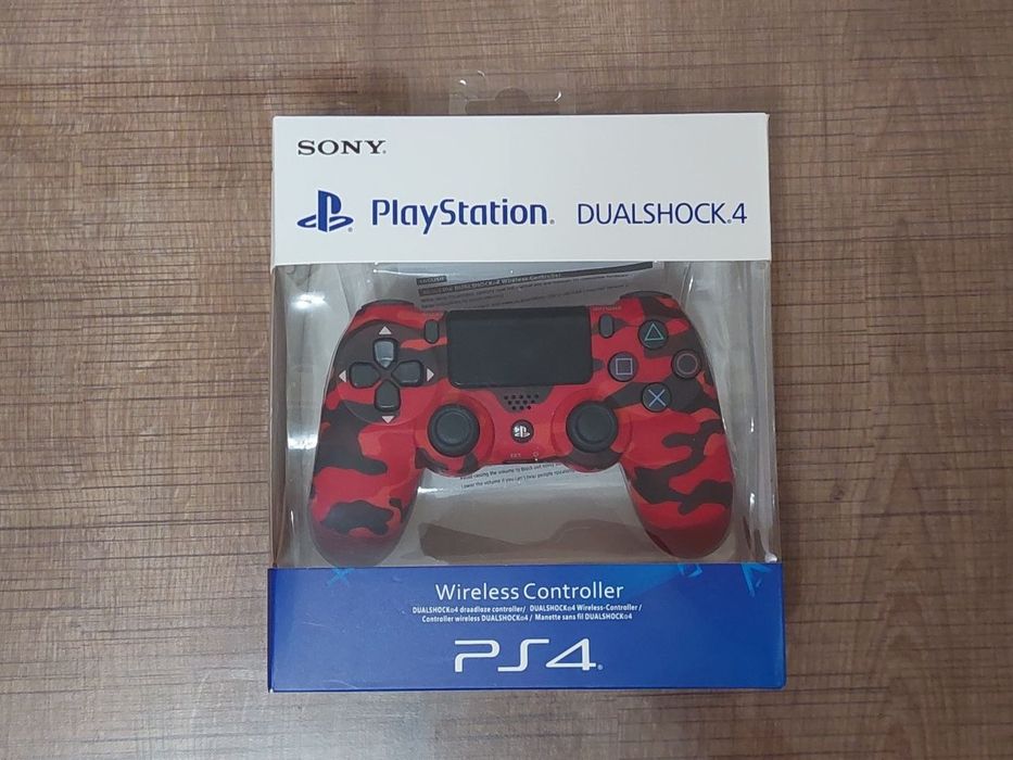 Новий джостік, геймпад Sony DualShock 4