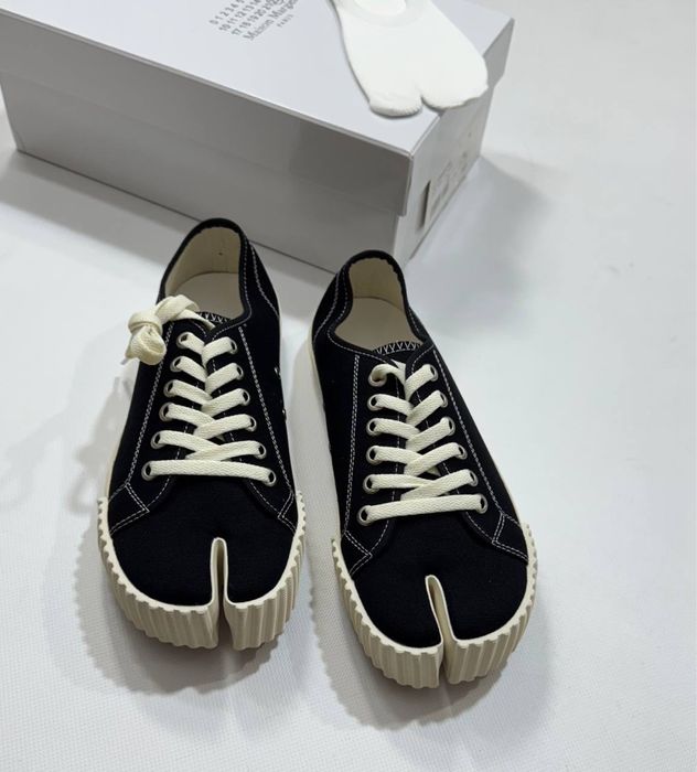 кеды Maison Margiela Tabi Total Black 39 40