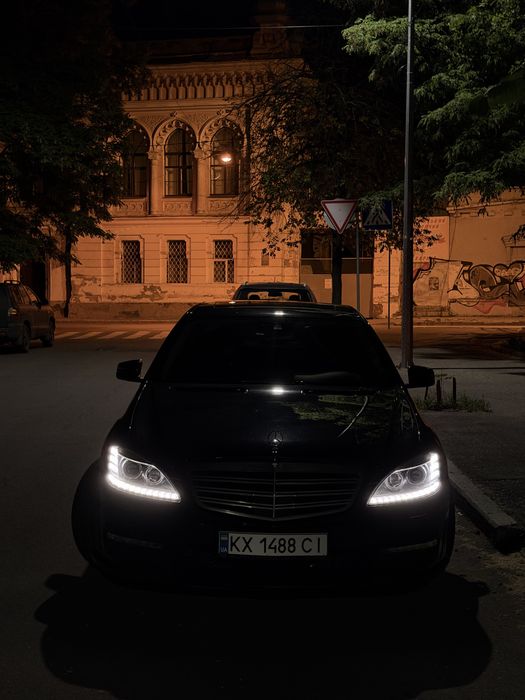 Mercedes Benz w221 rest 5.5 4matic возможен обмен