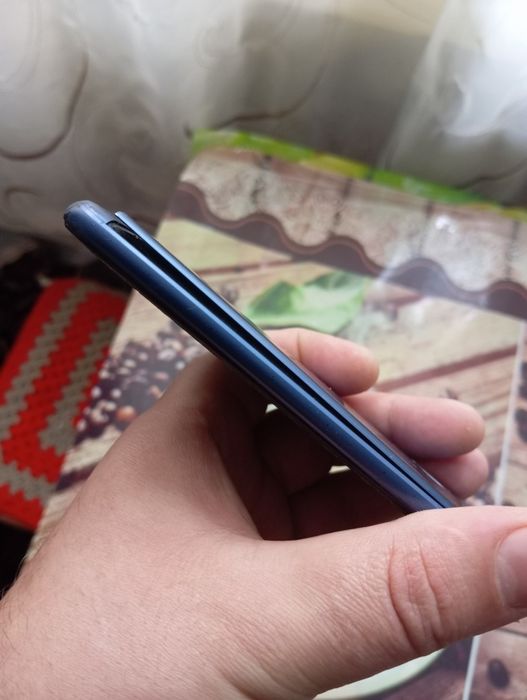 Продам телефон бу