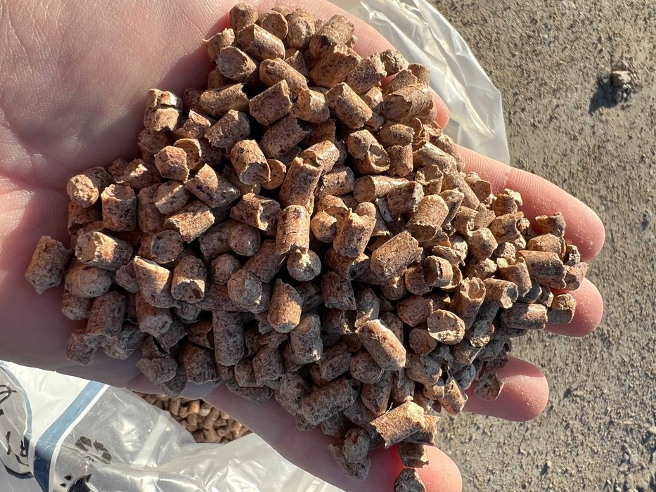 PELLET DRZEWNY 6 mm A1. 100 sosna. Cena brutto. DOSTĘPNY. Wrocław