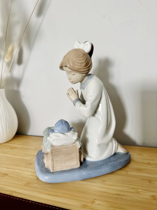 置物 NAO DAISA. 2003 置物 NAO DAISA. 2003 Lladro NAO B DAISA 2003 Handcrafted