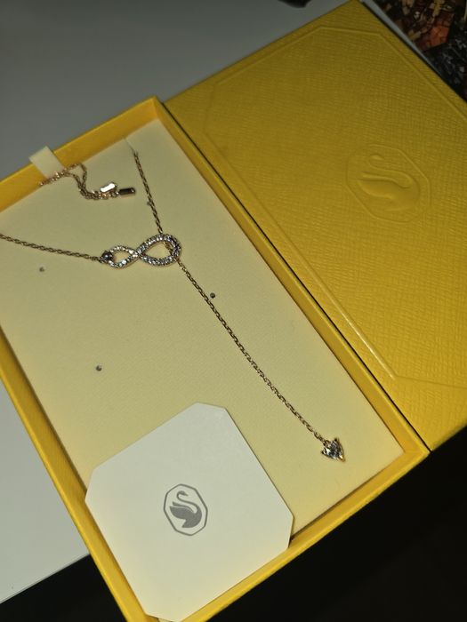 Colar swarovski por estrear