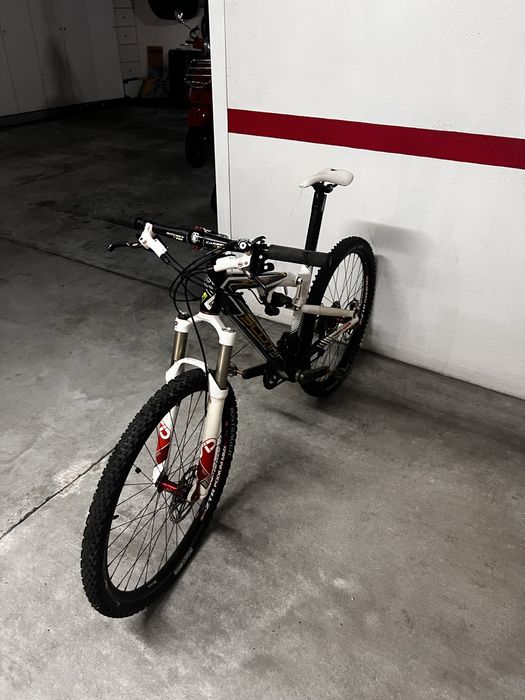 Bicicleta de carbono
